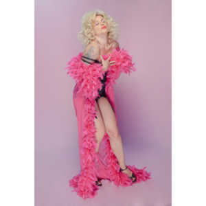 Emma played Ozma in Return To Oz for Disney, and she came to me wanting to do a Marilyn Monroe inspired nude image for use in advertising her fitness locations.  We got some other general shots as well for her personal use.